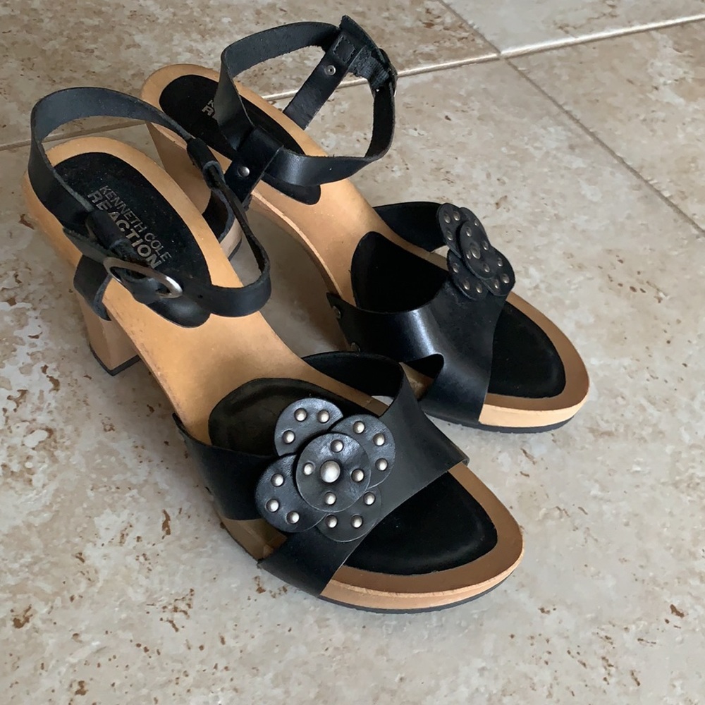 Kenneth Cole Reaction Sandals